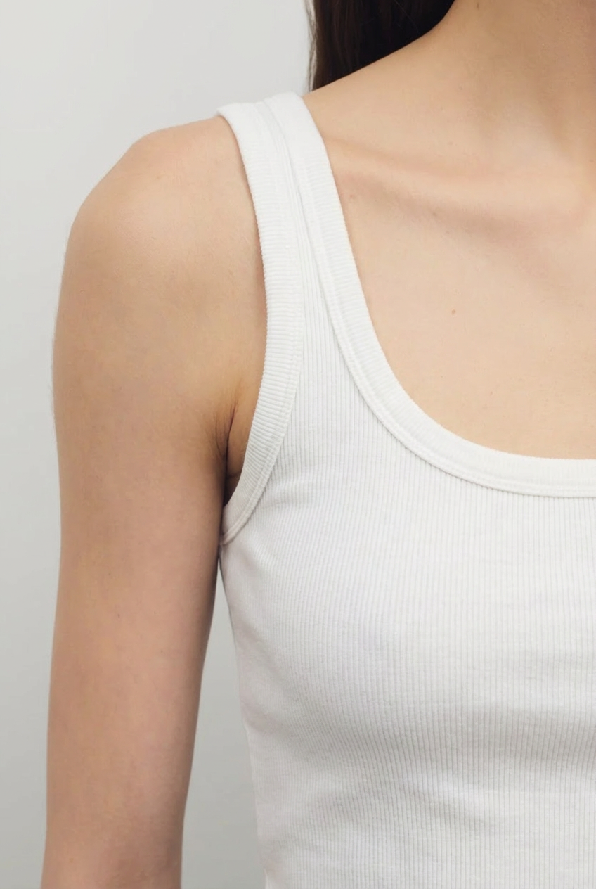 musculosa domi