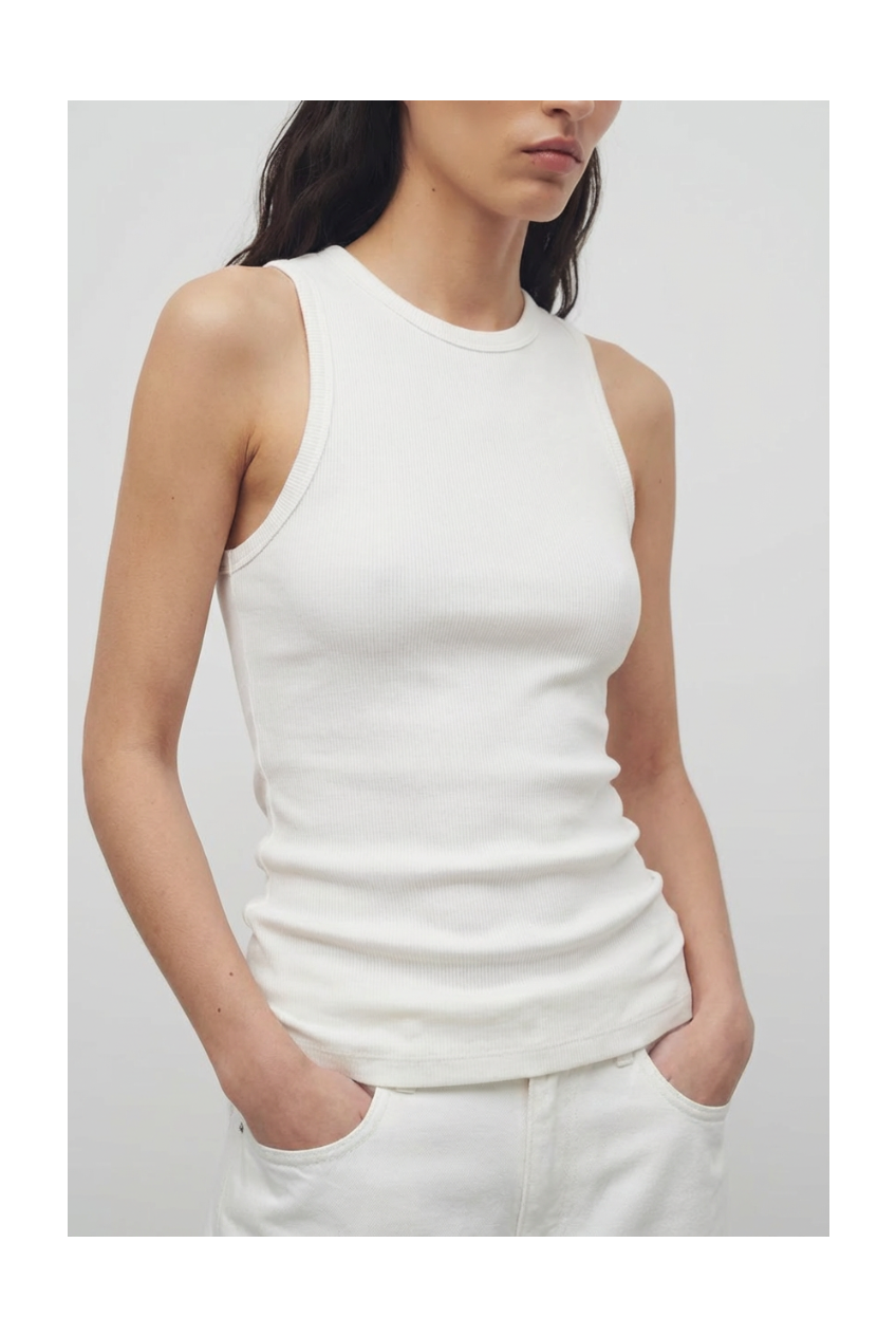 musculosa larga